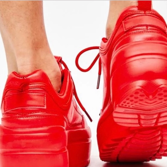 ❌SOLD❌ Cherry Rec League Platform Sneakers - Picture 4 of 6